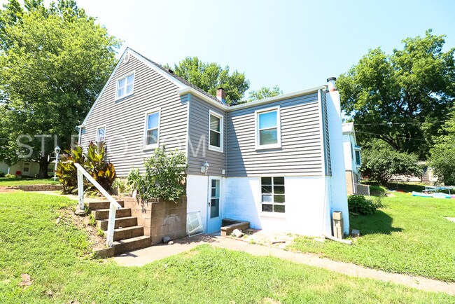 Building Photo - 402 Millman Dr