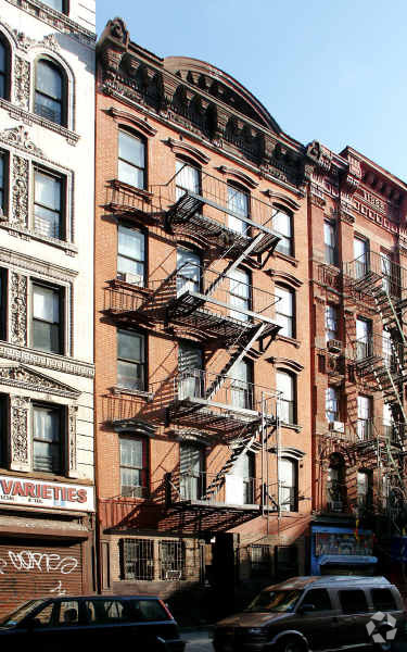 Building Photo - 168  Rivington Street