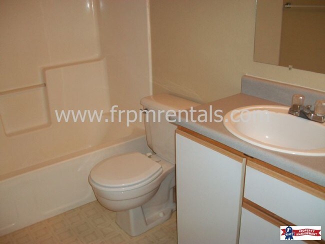 Foto del edificio - 2183 S Stephen Ave