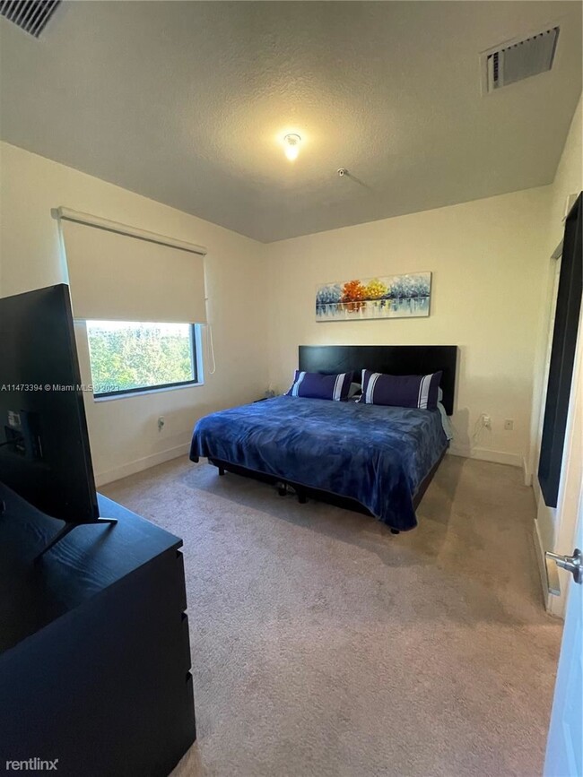 Foto del edificio - 3 br, 2 bath House - 8031 NW 104th Ave Apt 26