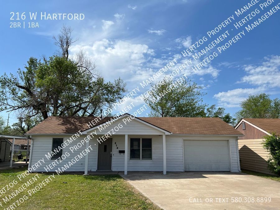 Foto principal - Newly remodeled 2 bedroom home