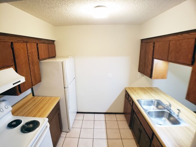 Foto del edificio - 1 Bedroom Apartment in Lonsdale