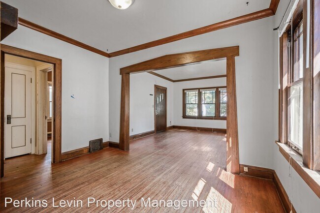 Foto del edificio - 5 br, 2 bath House - 1089 23rd Ave Se
