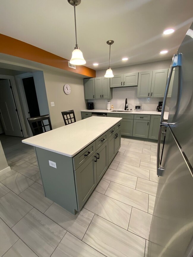 Building Photo - Corporate Housing