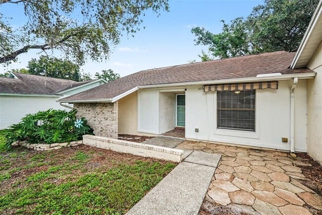 Foto del edificio - 17703 Cranbrook Dr