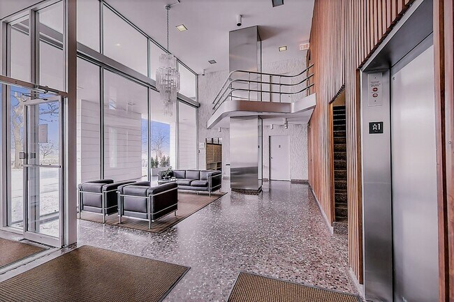 Foto del edificio - 1555 Dearborn N Pky