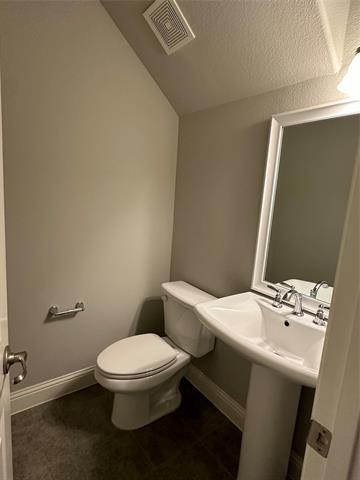 Foto del edificio - 579 W Royal Ln
