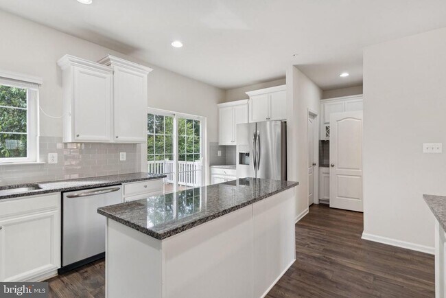 Foto del edificio - 1399 Hawthorn Dr