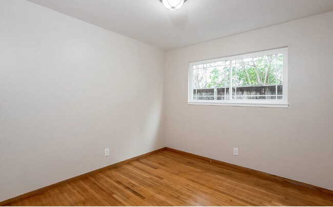Foto del edificio - 6434 Oakcreek Way