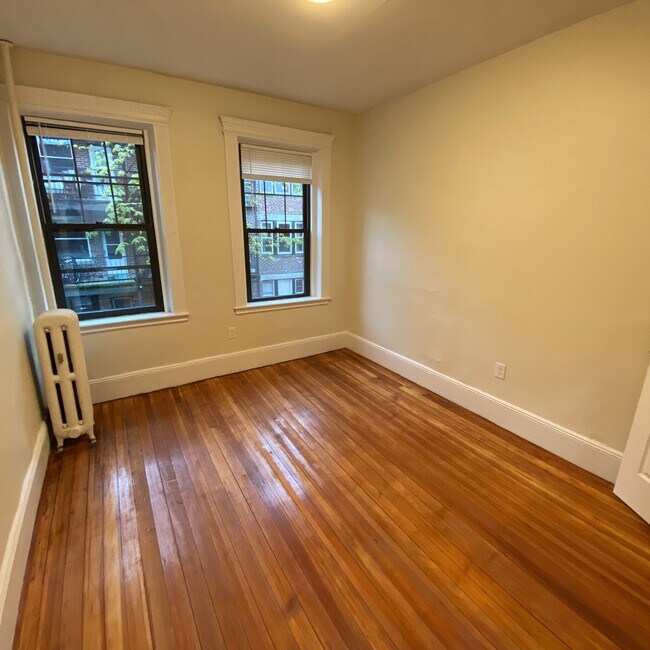 Foto del edificio - 1412 Commonwealth Ave