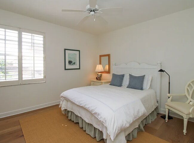 Foto del edificio - ** BONITA BAY ** BEAUTIFUL 2 PLUS A DEN FURNISHED HOME ** SEASONAL OR 6 MONTH AND 1 DAY TO 12 MON...