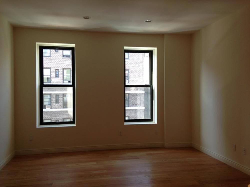 Building Photo - 145 East 82nd Street