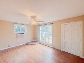 Building Photo - 574-576 Chula Vista St