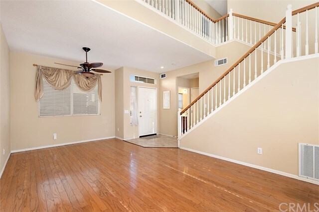 Building Photo - 39 Cottonwood Dr