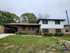 Building Photo - 121 Highland Dr