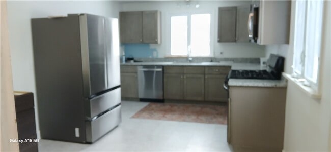 Foto del edificio - 38 Crossfield Rd