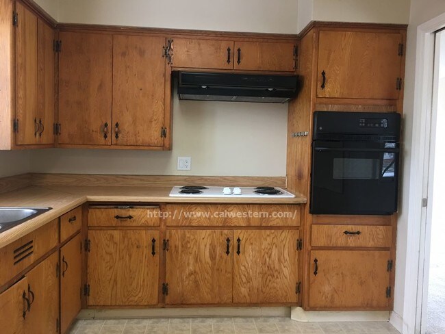 Building Photo - Home For Rent in Sought After Cambrian Park.