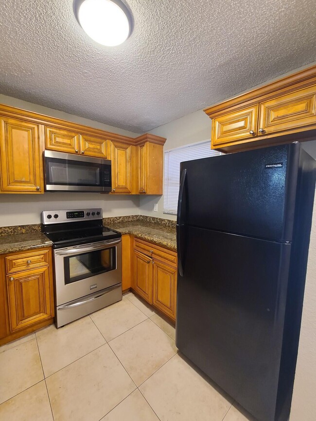 Building Photo - 1601 Windorah Way