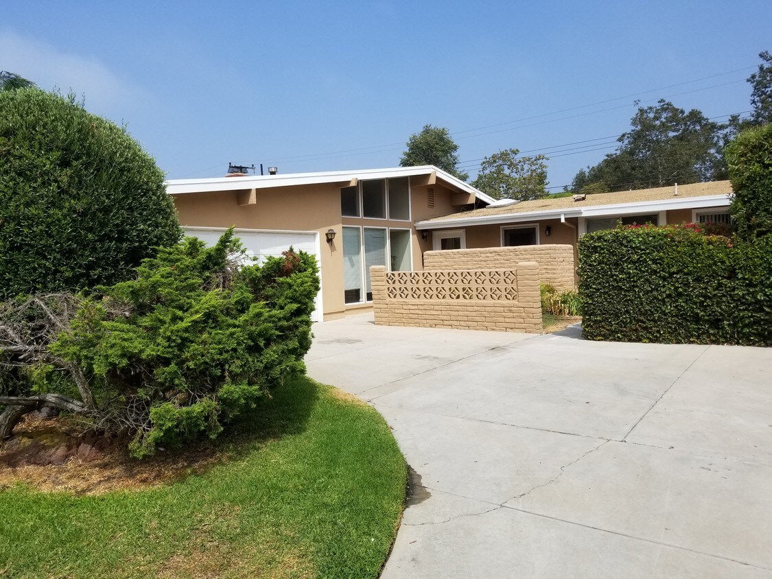 3081 Tigertail Dr, Los Alamitos, CA 90720 House Rental in Los