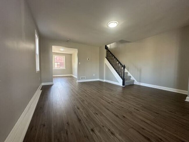 Foto del edificio - Three-Bedroom House in Essex