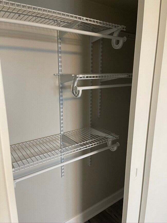 Bedroom Closet - 1040 Busse Hwy
