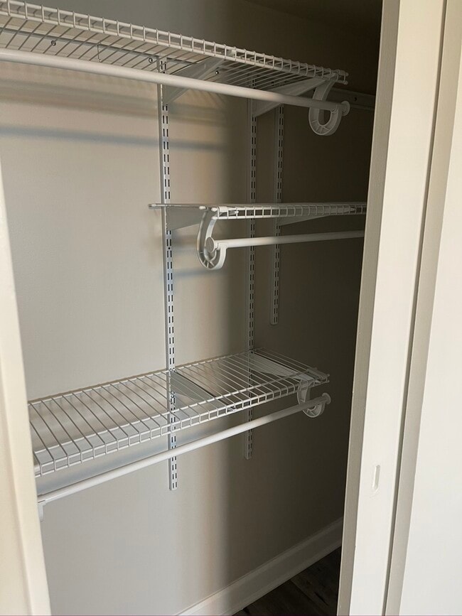 Bedroom Closet - 1040 Busse Hwy