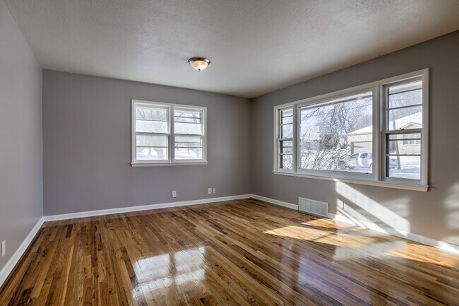 Foto del edificio - 3640 S 53rd St