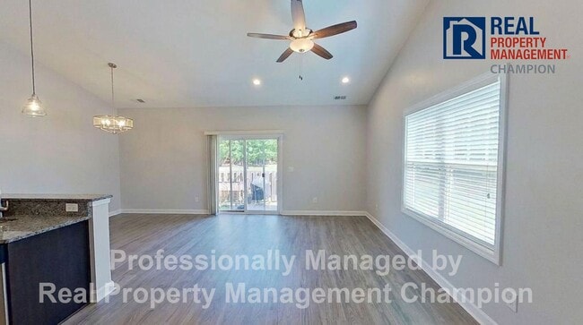 Photo - Beautiful 3 BD/2 BA End Unit Townhome in Leland