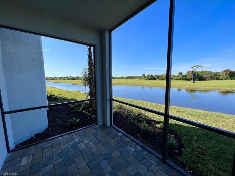 Foto principal - 14051 Heritage Landing Blvd
