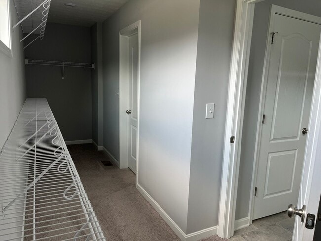 Foto del edificio - 2018 Poloview Pl