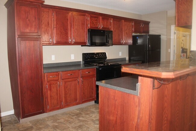Foto del edificio - 905 S Butler Dr