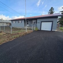 Building Photo - 3521 Lindberg St