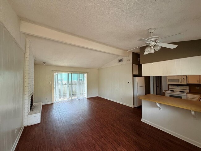 Building Photo - 914 Beaver Trail