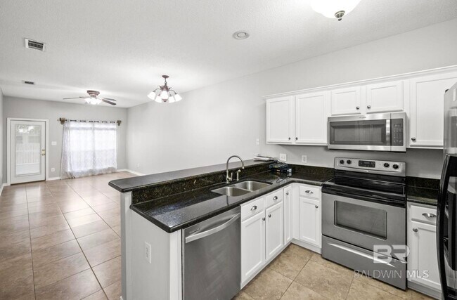 Foto del edificio - 2651 S Juniper St