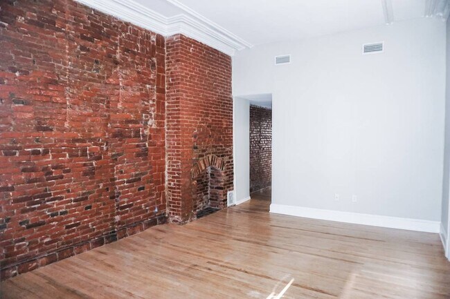 Foto del edificio - 1530 Pine St
