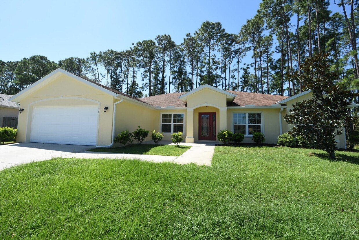 Primary Photo - "Spacious 3-Bed plus office Oasis in Palm ...
