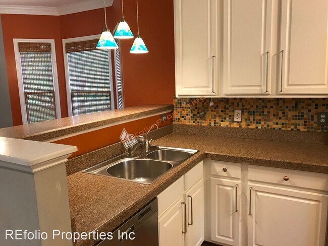 Foto del edificio - 3 br, 4 bath House - 5300 Goldenglow Way
