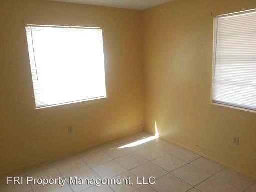 Building Photo - 2192 Knox McRae Dr