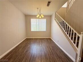 Building Photo - 2185 Polynesia Cir