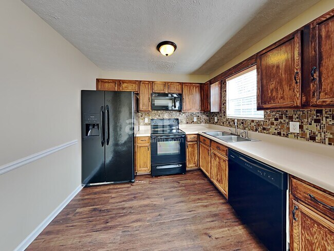 Building Photo - 1509 Locomotive Drive