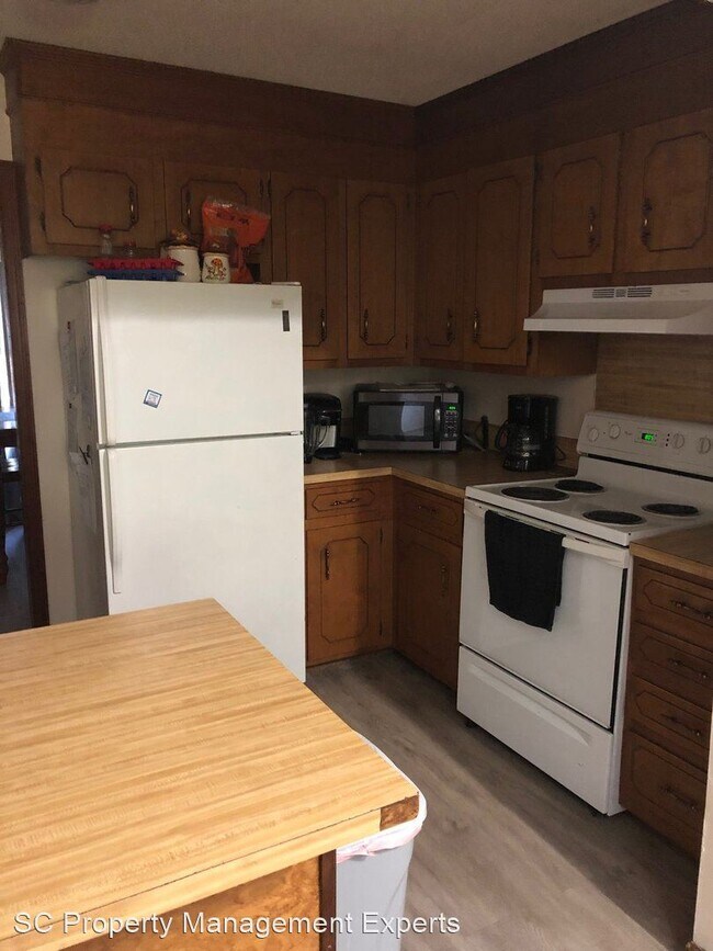 Building Photo - 3 br, 2 bath House - 500 Cherokee Dr