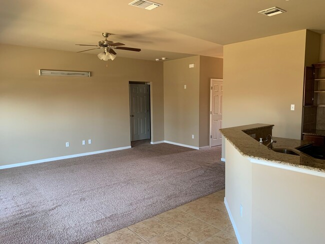 Building Photo - 3 Bedroom, 2 Bathroom Home for Rent in Tem...