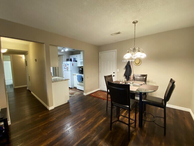 Building Photo - 760 E 3900 S