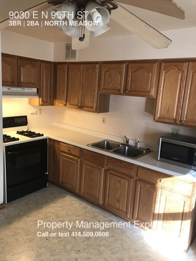Foto del edificio - 9030E N 95th St