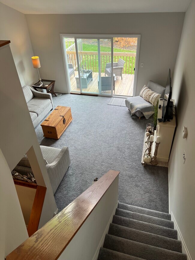 Living Room - 165 Shore Blvd