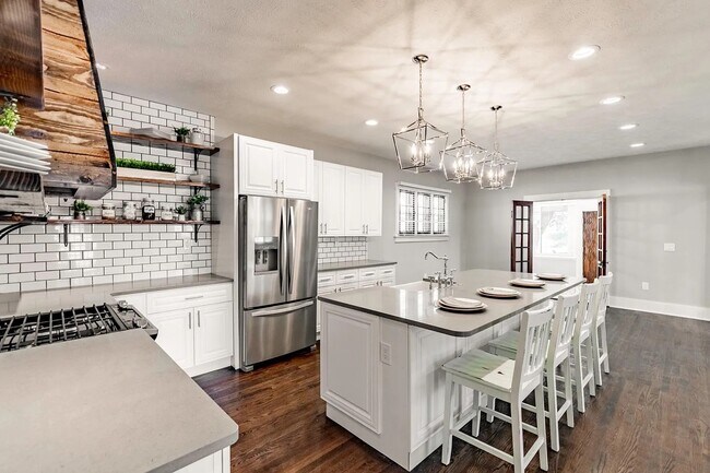 Foto del edificio - 304 N 43rd St