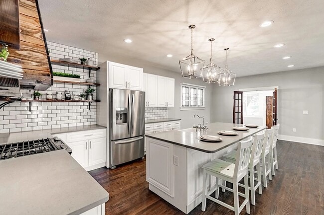 Photo - 304 N 43rd St House