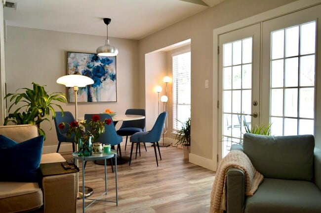 Building Photo - 508 Chisholm Valley Dr