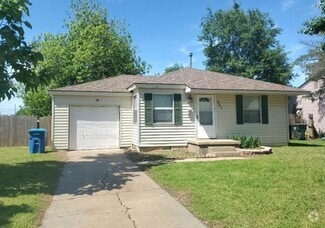 Building Photo - 721 Askew Dr
