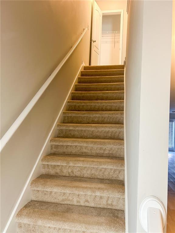 Foto del edificio - 6522 Snow Bird Ln